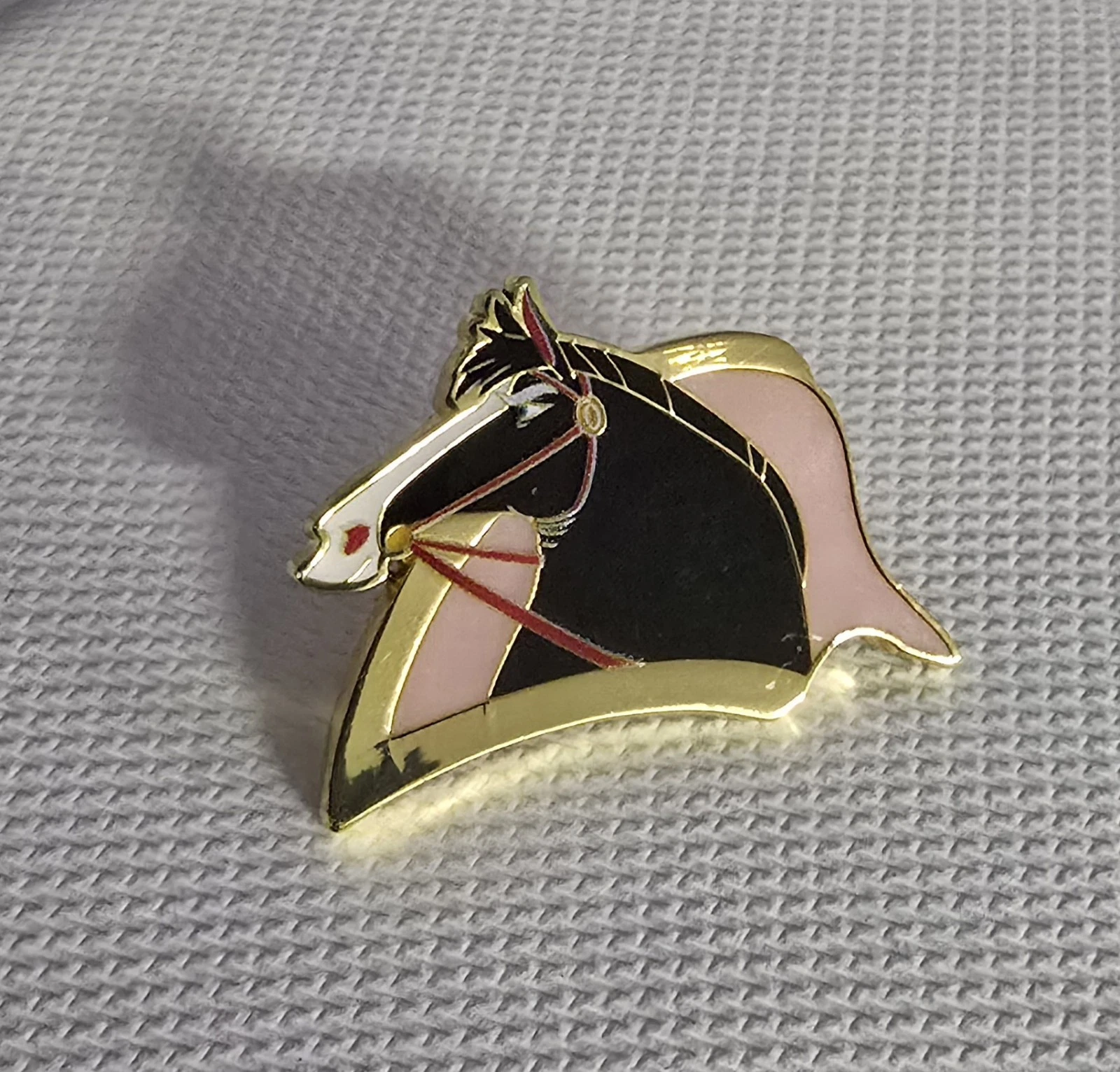 Loungefly Disney Mulan Flower Puzzle Mystery Pin - Kahn