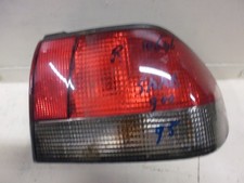 Feu arrière Saab 900