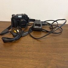 Olympus CAMEDIA C-5060 Digital Camera Wide Zoom 5.1MP Digicam black - WORKING
