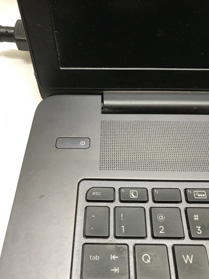 HP ZBook 17 G3 17" Intel Xeon NO RAM NO HDD/OS For Parts NO POWER SOLD AS IS -DW - Image 4 of 4