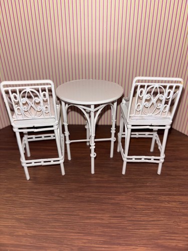 Dollhouse Furniture White Wire Patio Furniture Set, Hightop Table & Chairs - Picture 3 of 7