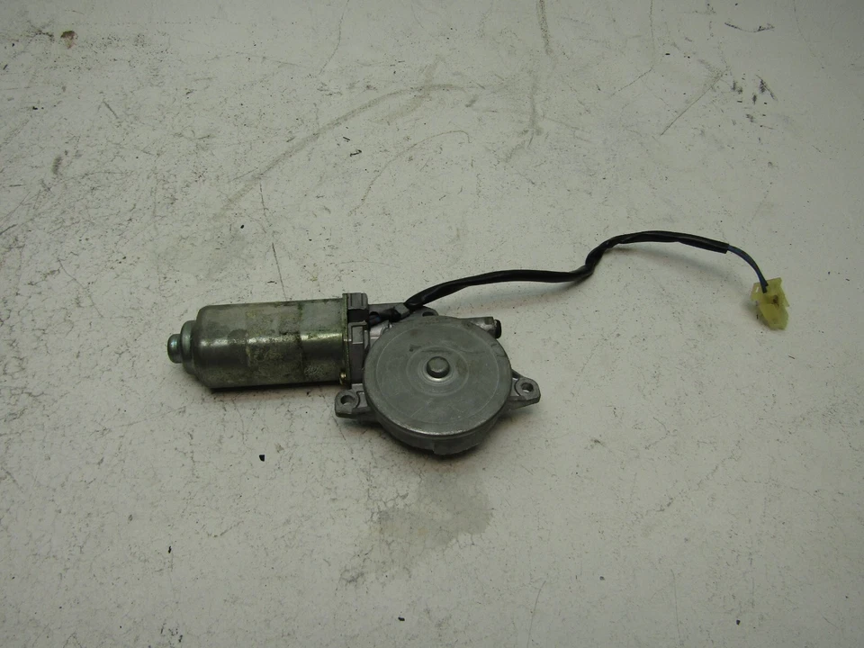 Sunroof Moonroof Motor AXIOM 2002 2004 ISUZU Sun Moon Roof Sliding Gear OEM - Image 2 of 4
