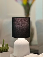 SSMILODECOR  Modern Ceramic Lamp for Bedroom, Nightstand Desk Reading Lamp