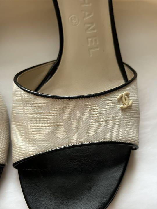 シャネルミュール　36.5 CHANEL Vintage 02P CC Logo Sandals Heels Mules #36-36.5