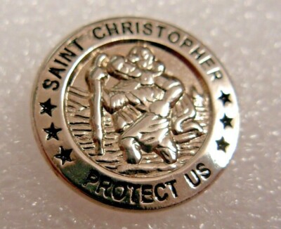 St Christophorus Pin Anstecker. Silberfarbenes Design. Protect us. Metall