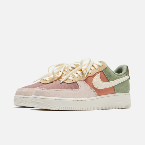 Nike Air Force 1 '07 LX verde aceite Terra rubor - tallas para mujer (FZ3782-386) - Imagen 2 de 7