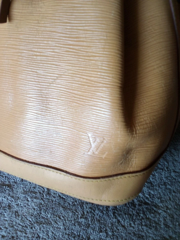 Bolso de Mano Louis Vuitton Vintage Noe Tan Bucket Cordón con Bolsa para el Polvo Foto 2 de 3