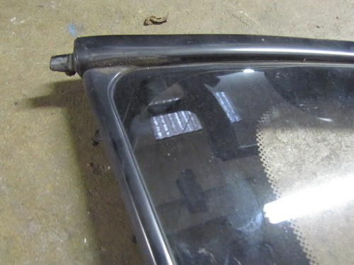 Ventana trasera lateral pasajero tipo pasajero Toyota MR2 MK2 IMPORT Rev1 y Rev2 (tipo T-Top) - Imagen 3 de 3