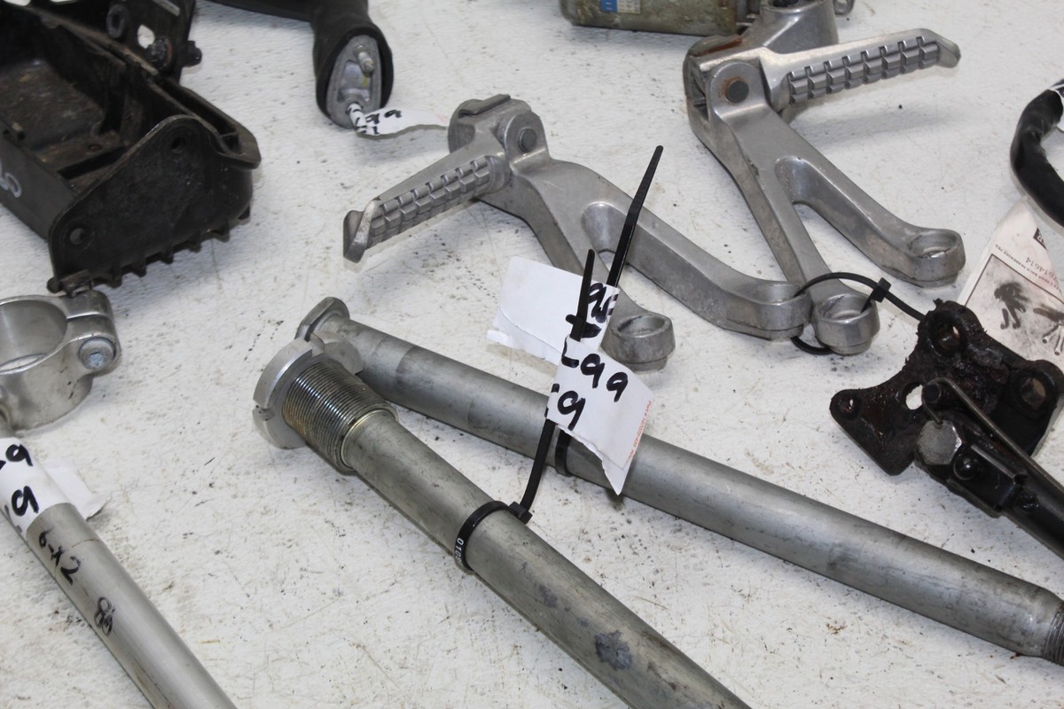 98-99 KAWASAKI NINJA ZX9R PARTS AND HARDWARE LOT | eBay