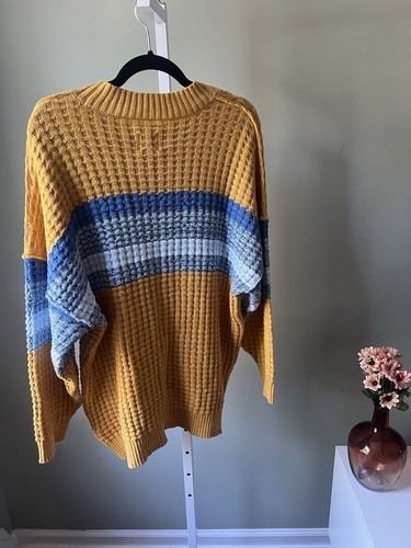 NWT Urban Outfitters BDG Mustard Striped Waffle Knit Oversized Sweater Size M - Picture 5 of 9