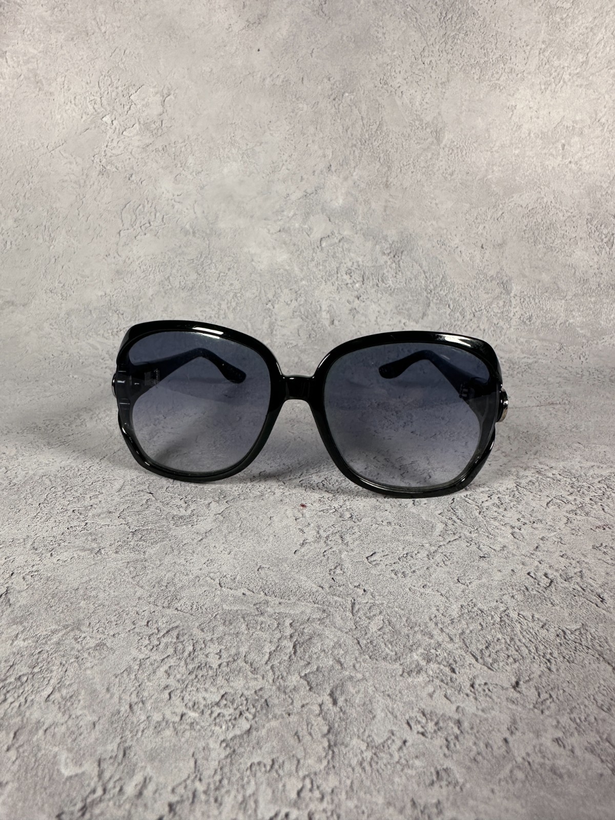 Vintage Gucci Black Oversized Square Sunglasses Interlocking GG Logo 1990s Y2K image 2