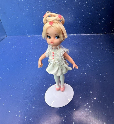 Vtg 1967 Hasbro Dolly Darlings Sweetheart Blonde Party Time Doll Valentine Heart