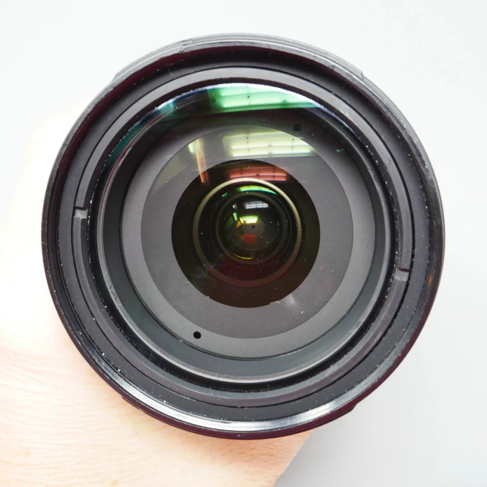 Nikon AF-S DX NIKKOR 18-200mm f/3.5-5.6G ED VR II Lens - plus Filter - Image 2 of 4