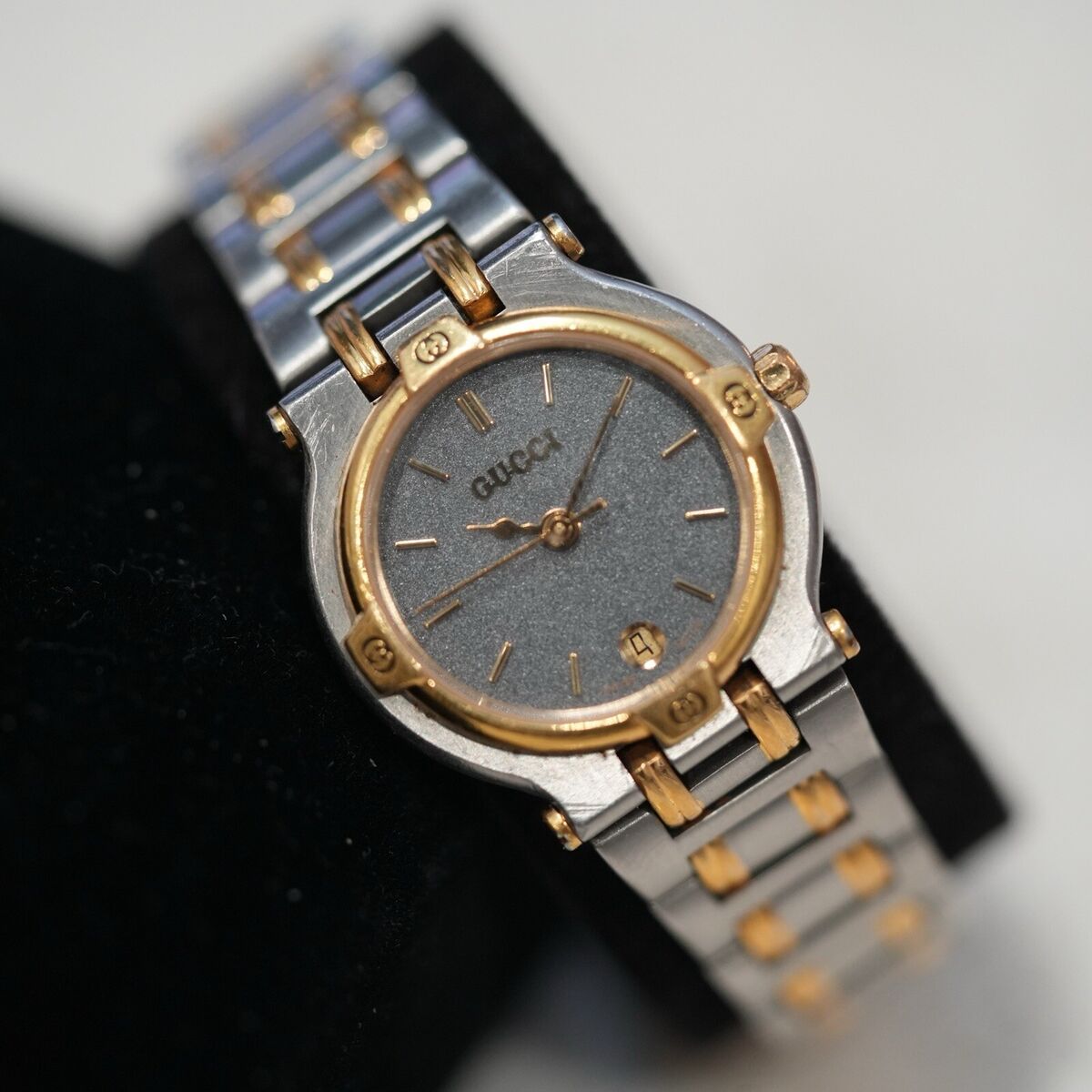Gucci 9000L Watch Quartz Women's Black Gold Silver Vintage Gucci 9000L Watch Quartz Women's Black Gold Silver Vintage