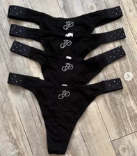 NEW 30$ Victoria's Secret black shine strap thong/rhinestone "P" SIZE XL
