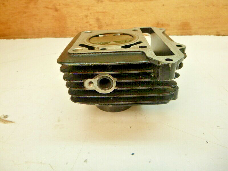 Ensemble Piston Et Cylindre HYOSUNG – Pour GSX125R, 125 Et Modèle Karion (à Lire Absolument)