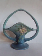 Vintage Original Roseville White Rose Basket 363-10". 1940 10 3/4". Beautiful! 