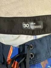 Hurley Navy Blue Floral Board Shorts Swim Trunks Men's Size 30/9
