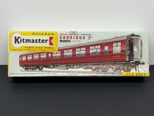 Kitmaster British Railways Standard Corridor 2nd Maroon #20
