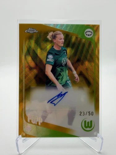 2025-26 Topps Chrome UEFA Women's UWCL ALEXANDRA POPP Gold Wave Auto /50