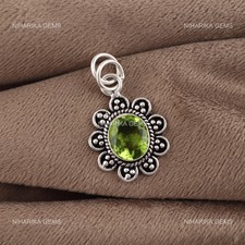 925 Silver Oval Natural Peridot Artisan Sister Birthday Elegant Pendant Jewelry