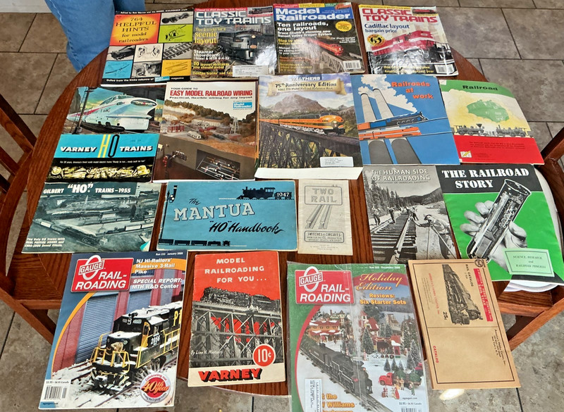 18 Ho model railroad magazines, brochures, catalogs, General Info and guides