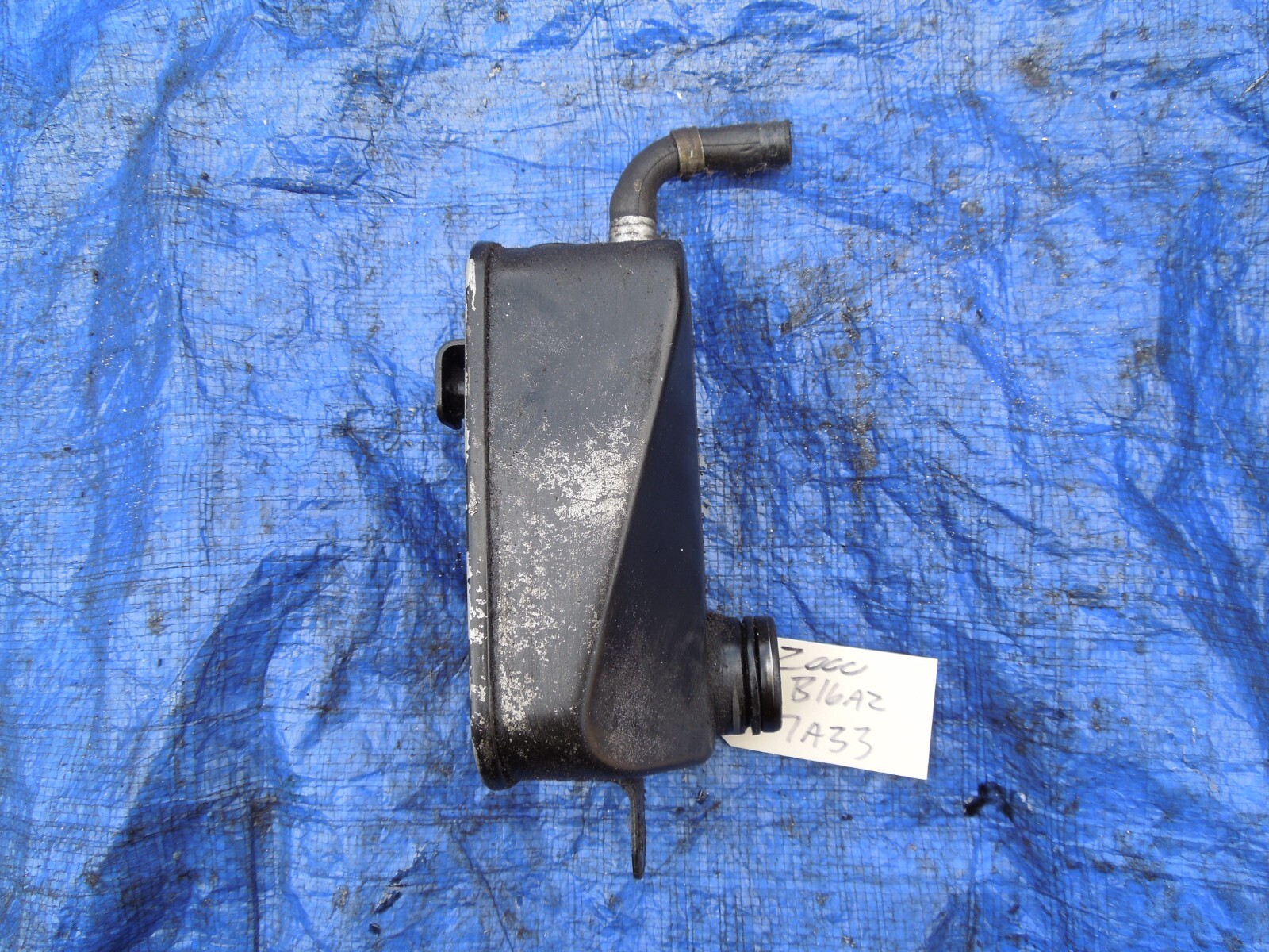 9900 Honda Civic SIR SI PCV breather box OEM engine motor B16A2 VTEC