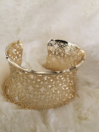 Fabelhaftes Kendra Scott Candice Gold Armreif Armband in Goldmedaillon ��filigran - Bild 3 von 12