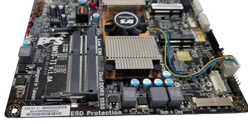 ECS NM70-TI (V1.0A) Intel Celeron 847/807 Intel NM70 Thin Mini-ITX Motherboard - Image 3 of 4