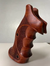 Cool Professional Target Wood Grip for S&W K/L frame Round Butt Checker Engraved