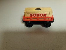 Thomas Wooden Railway Orange Cargo Car  Magnetic Cargo Very Good Condition