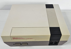 Original Nes Action Set Complete In Box With Nintendo Super Mario Duck Hunt.