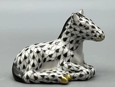 Herend Figurine -Miniature Horse - Black Fishnet