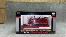 SpecCast International Harvester TD-14 Crawler with Blade die-cast model