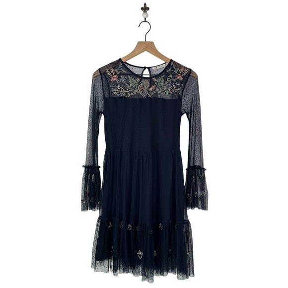 green emerald velvet dress ZARA Formal Dress