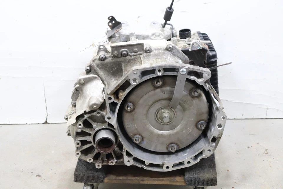 Land Rover Discovery Sport 2016-2017 tracción trasera transmisión automática de 2,0 L Foto 2 de 4