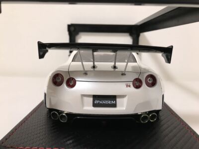 Ignition Model 1/18 Pandem R35 GT-R Pearl White Limited 180 Ignition Model 1/18 Pandem R35 GT-R Pearl White Limited 180