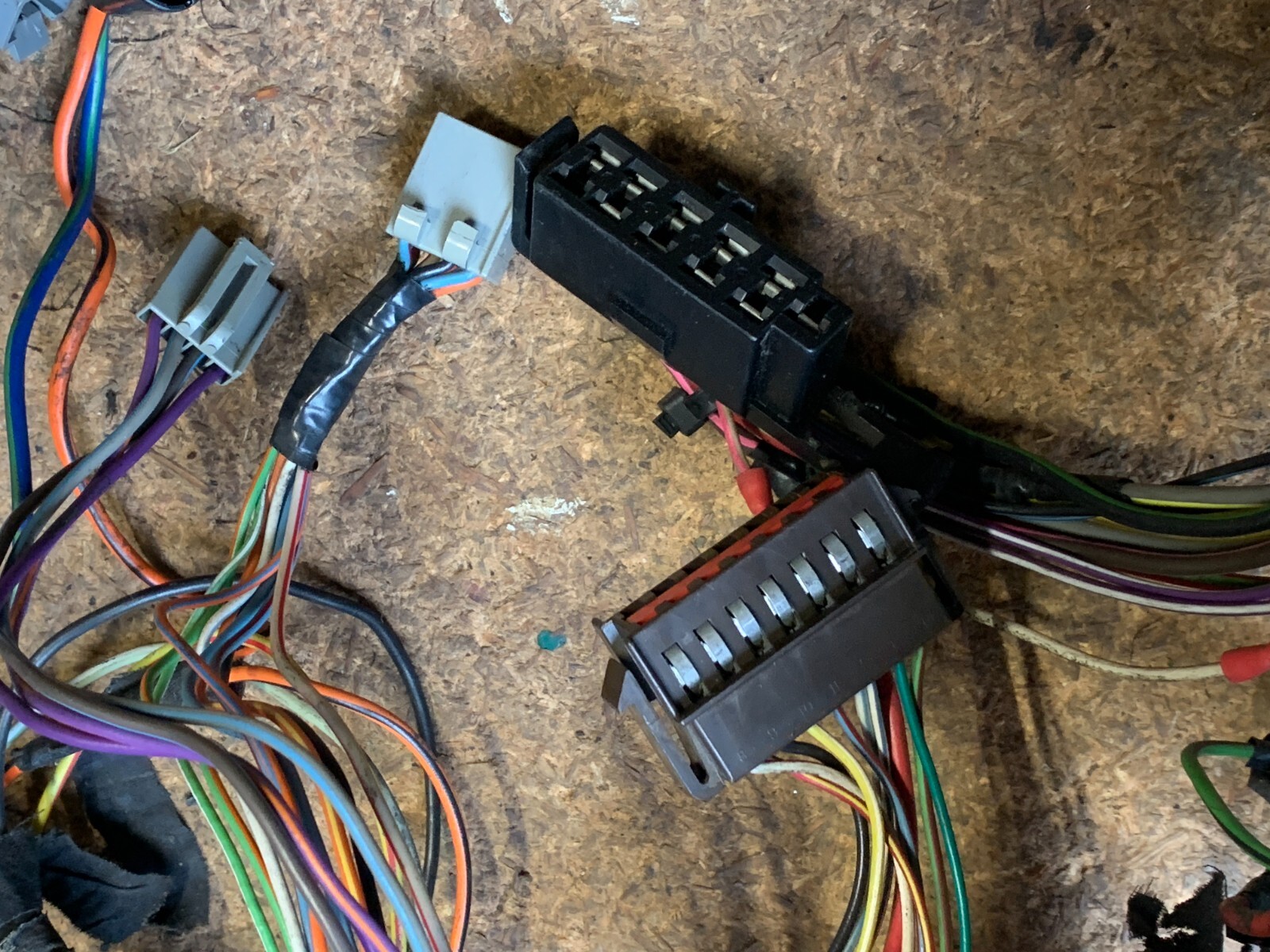 1991 FORD MUSTANG FUSE BOX DASH BULKHEAD WIRING HARNESS FUZE FIREWALL