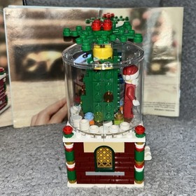 LEGO 40233 Santa SNOW GLOBE Set Christmas 100% Complete Box Instructions Nice!