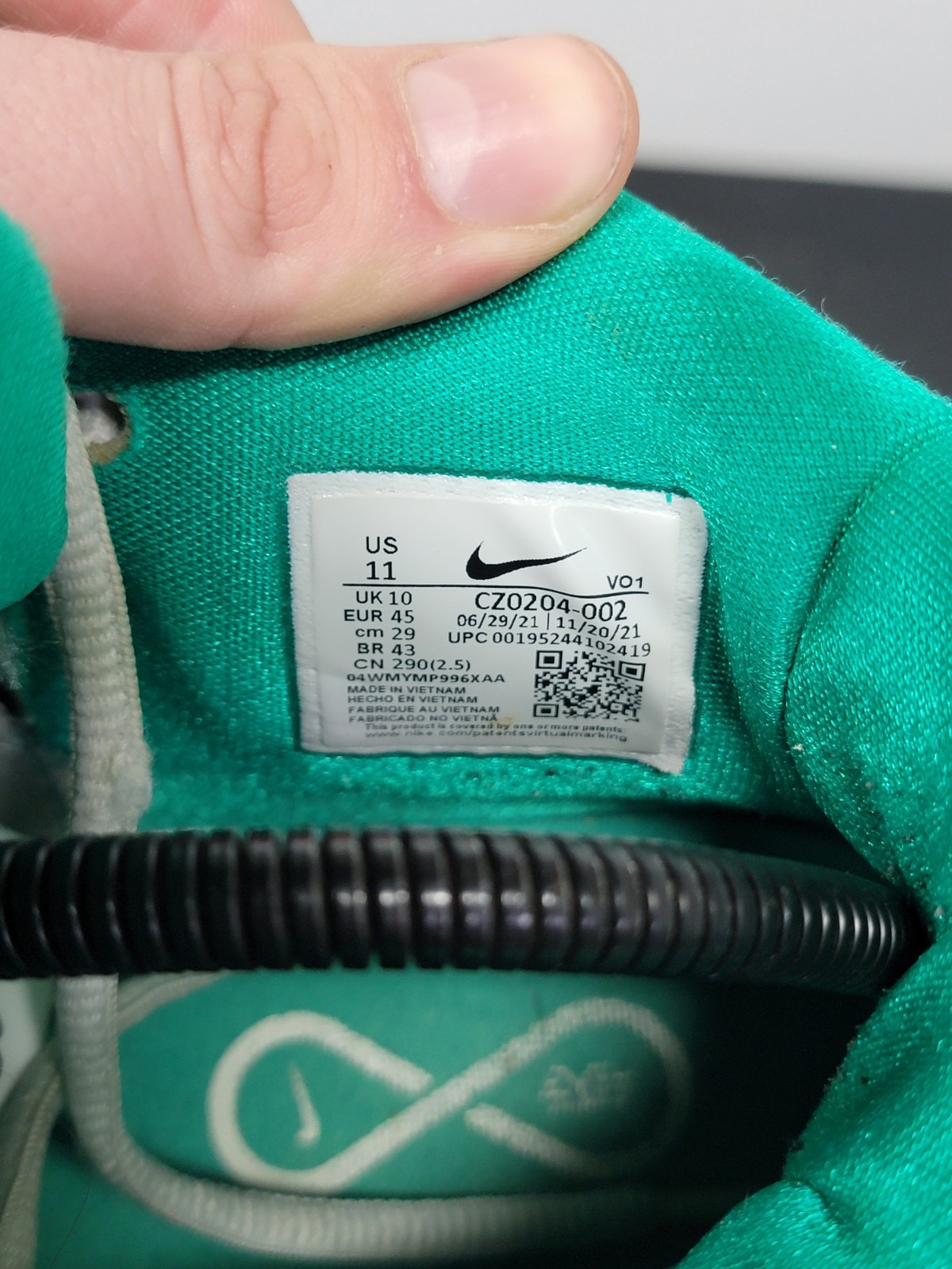 Size 11 - Nike Kyrie 8 Infinity x Sue Bird “Keep Sue Fresh” 2022 thumbnail 9