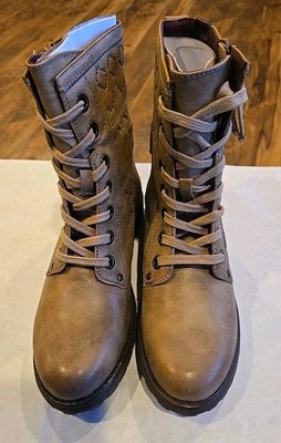 Roxy Tierra ARJB700263 Side-Zip Boots Beige Women s Size 8 (New See Description)