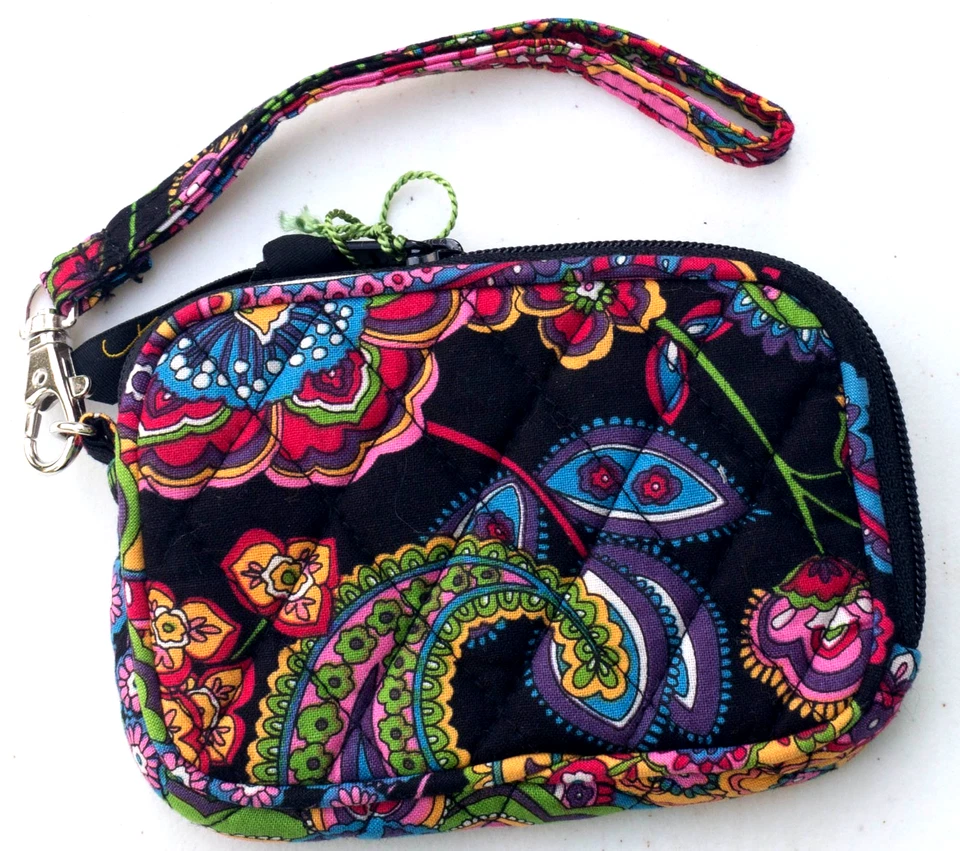Vera Bradley Tech Case Wristlet in Symphony in Hue. NWT - Image 2 of 4