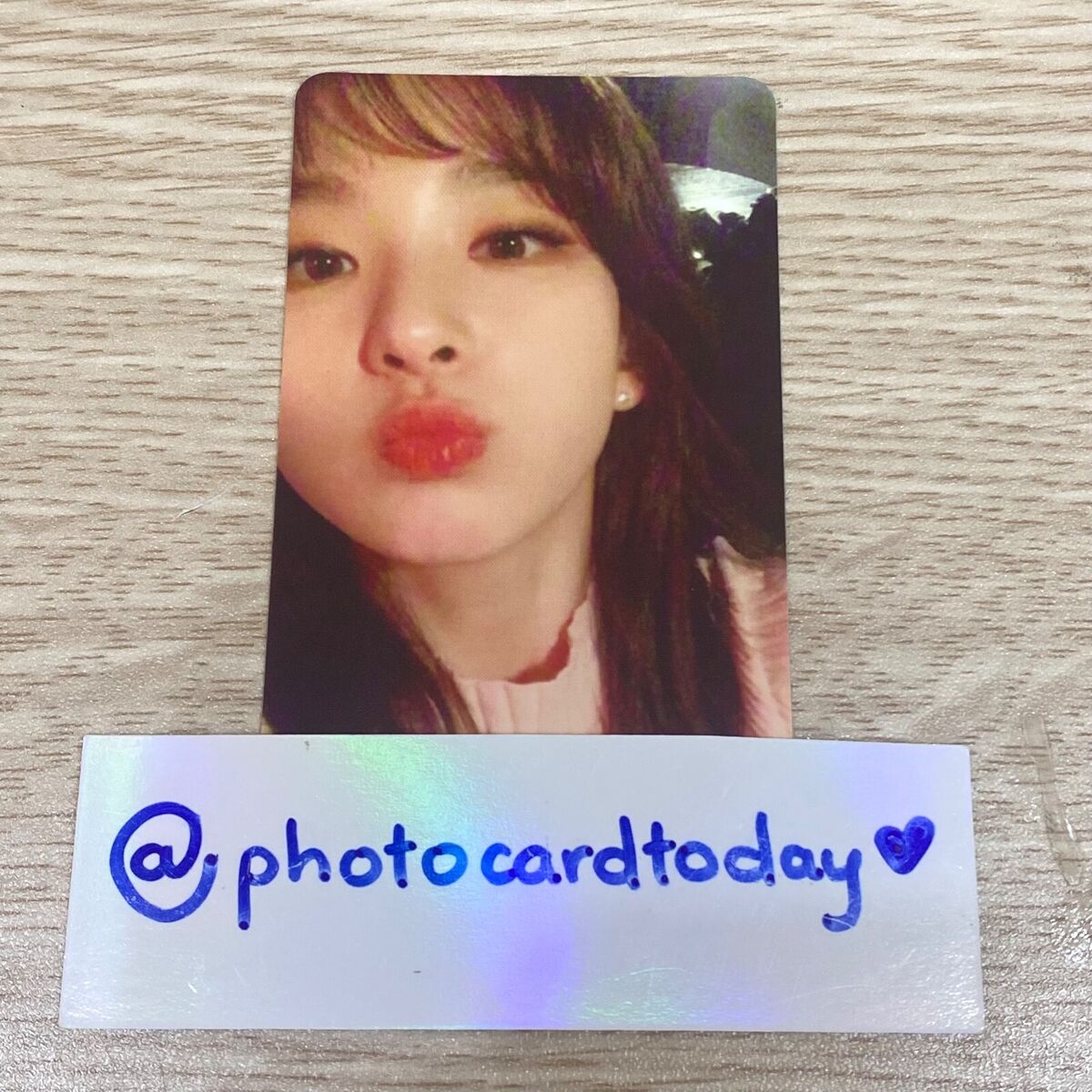 SEULGI RED VELVET PHOTOCARD COMPILATION - OFFICIAL ALBUM SEULGI RED VELVET PHOTOCARD COMPILATION - OFFICIAL ALBUM