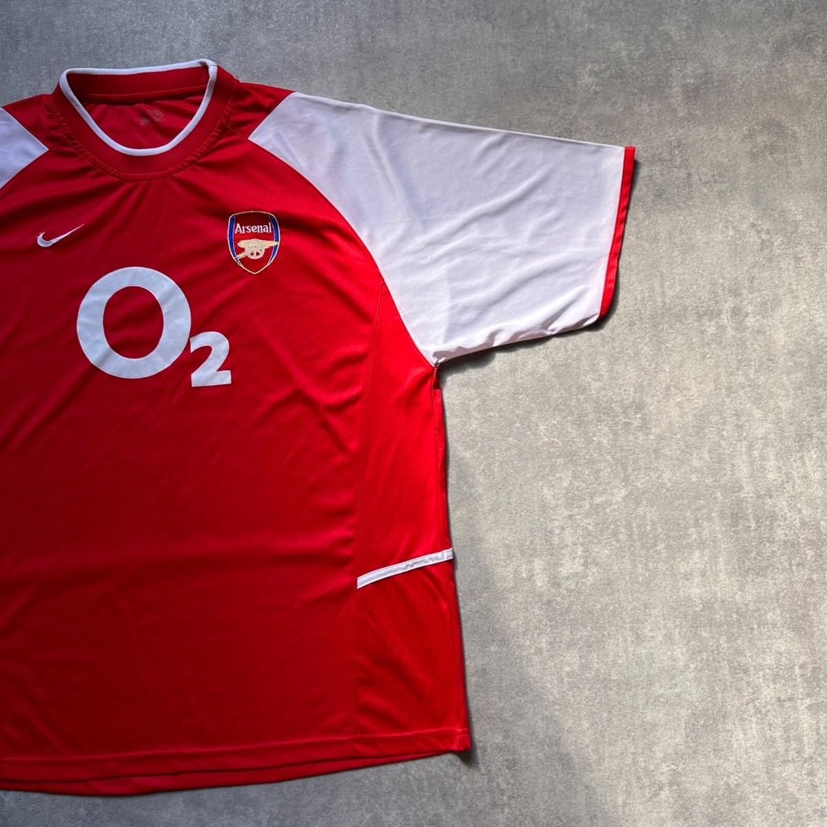 Nike arsenal o2 jersey t-shirt football soccer 80s y2k Nike arsenal o2 jersey t-shirt football soccer 80s y2k