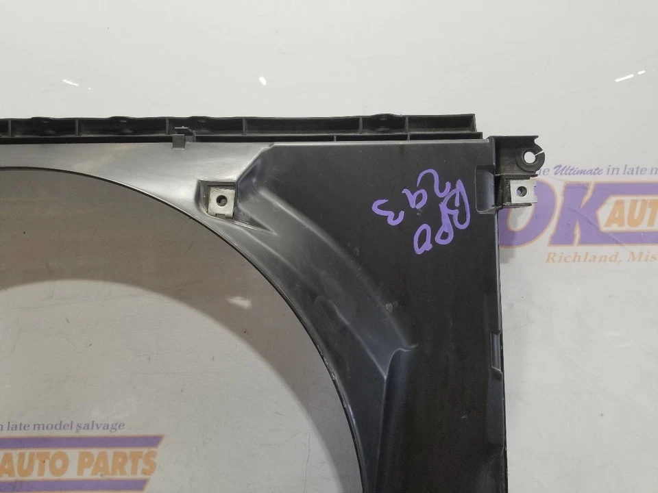 10 2010 LEXUS GX460 4.6L RADIATOR SHROUD Foto 3 de 4