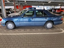Oldtimer Mercedes W124