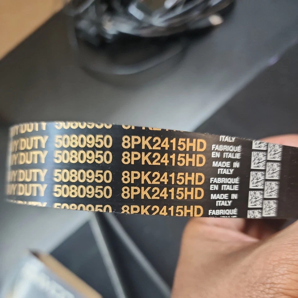 DAYCO 5080990 皮带聚乙烯纤维,金色标签,8PK2515 2011 丰田苔原 5.7 — 第 2/4 张图片