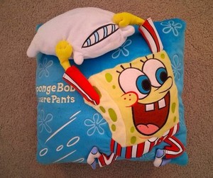 SPONGEBOB  VERY  RARE 3-D  PLUSH  BED  PILLOW  NICKELODEON ....... FREE SHIPPING