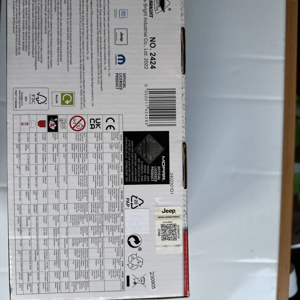 New Bright RC. Jeep Wrangler. Remote Control. - Image 4 of 4