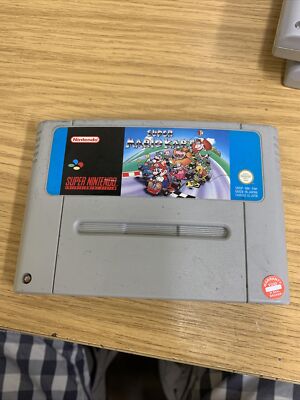 SUPER MARIO KART SUPER NINTENDO / SNES SPIEL